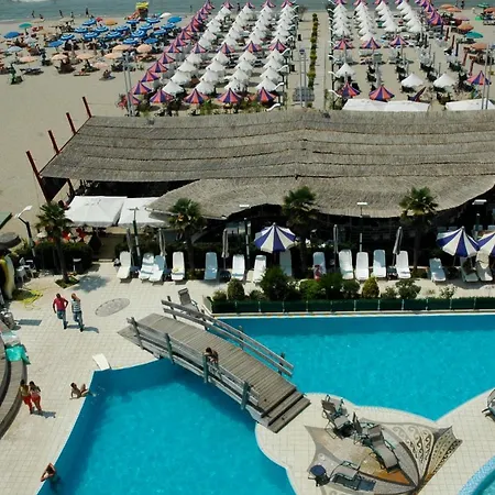 فندق Vela 4*