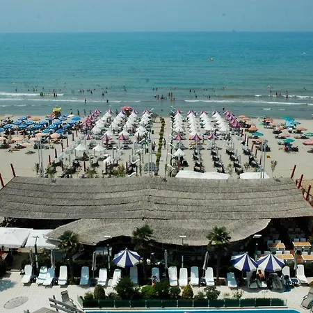 فندق Vela 4*